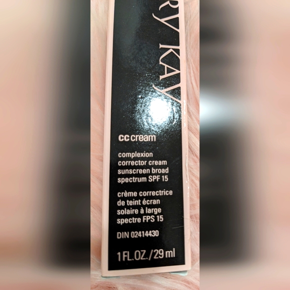Mary Kay Complexion Corrector Cream - Picture 4 of 7